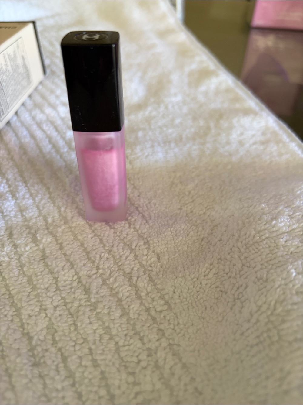 CHANEL Pink Shimmer Lip Gloss with Black Cap
